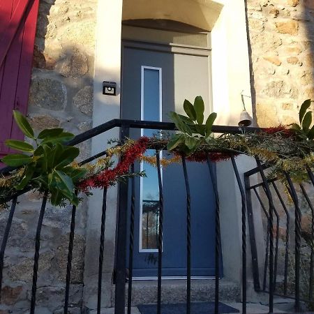 La Clef Des Champs - Gite 9 Personnes Entre Lyon Et St-Etienne Les Halles Εξωτερικό φωτογραφία